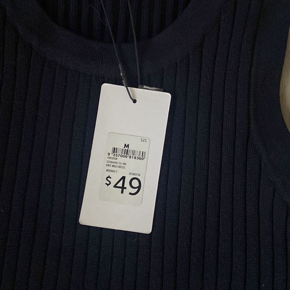 Long knitted dress - Picture 3 of 4